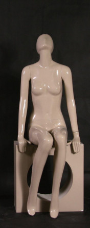 Manacanh Nữ 019 - Nhựa màu Da Người - Ngồi khép 2 chân